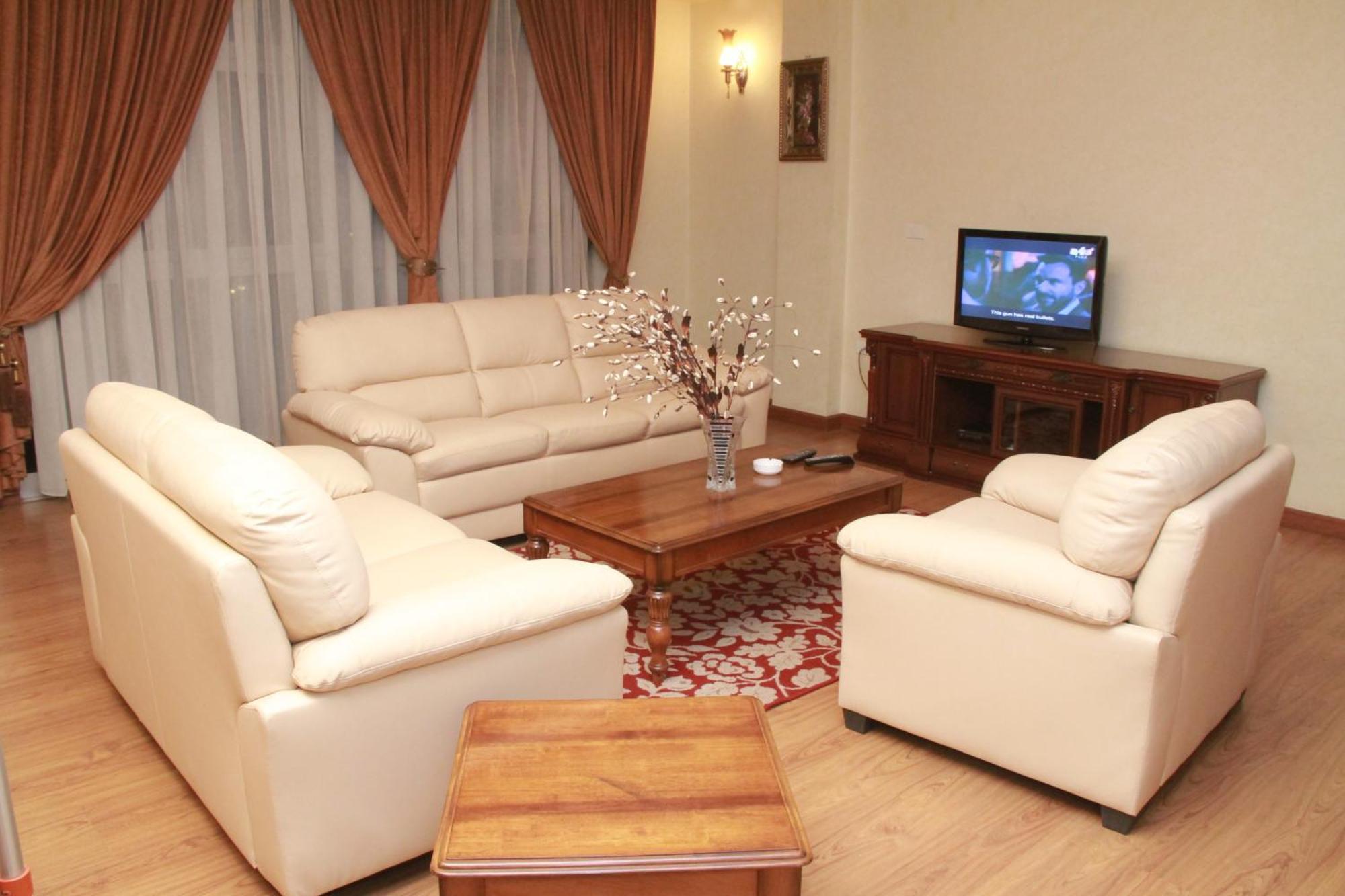 Solmile Family Guest House Addis Ababa Exterior foto