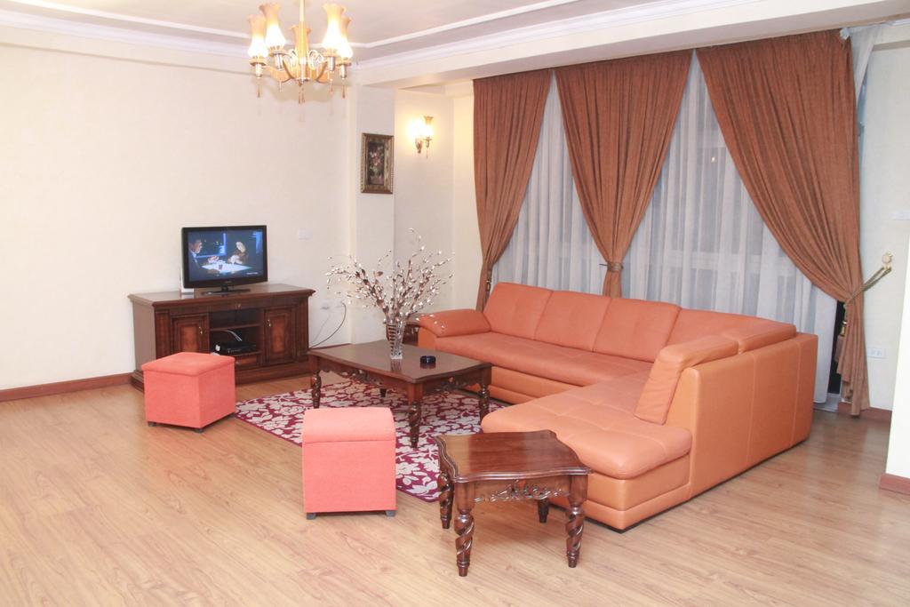 Solmile Family Guest House Addis Ababa Exterior foto